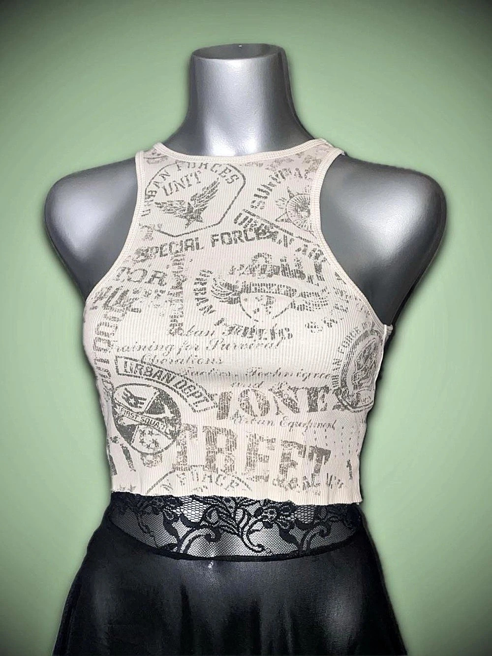 Forever 21 Printed Ribbed Tank Top in Cream & Gray Size Medium